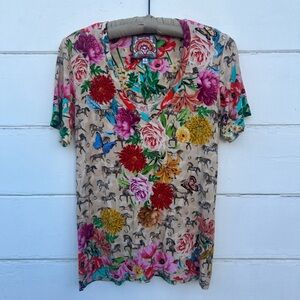 Johnny Was Multicolor Floral Garden Horse Print Novelty V-Neck Top Sz M e3
